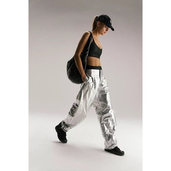 NEW FREE PEOPLE MOVEMENT MESMERIZE ME SHINE PANTS SILVER SZ SMALL - Picture 1 of 15
